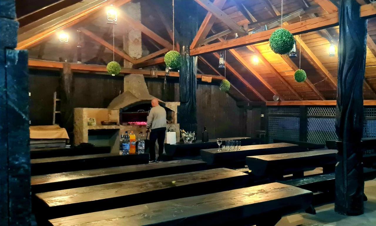 Casa Octavian 호텔 스체비차 외부 사진